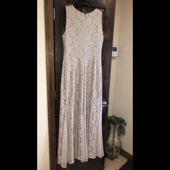 Women’s Formal Dress Size 14 Evening Champagne RM Richards Lace Beaded Pearl C16 - Picture 9 of 12